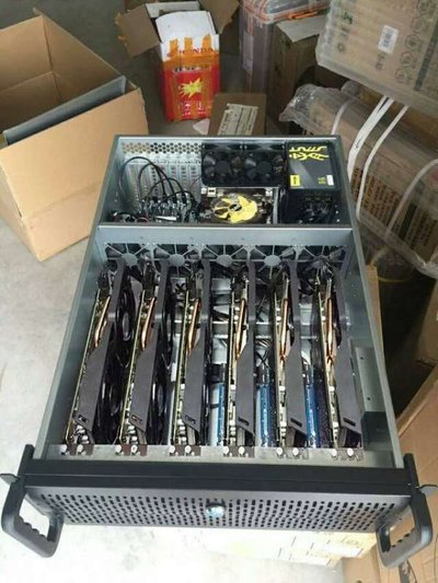 High-efficient mining rig with optimized power supply
